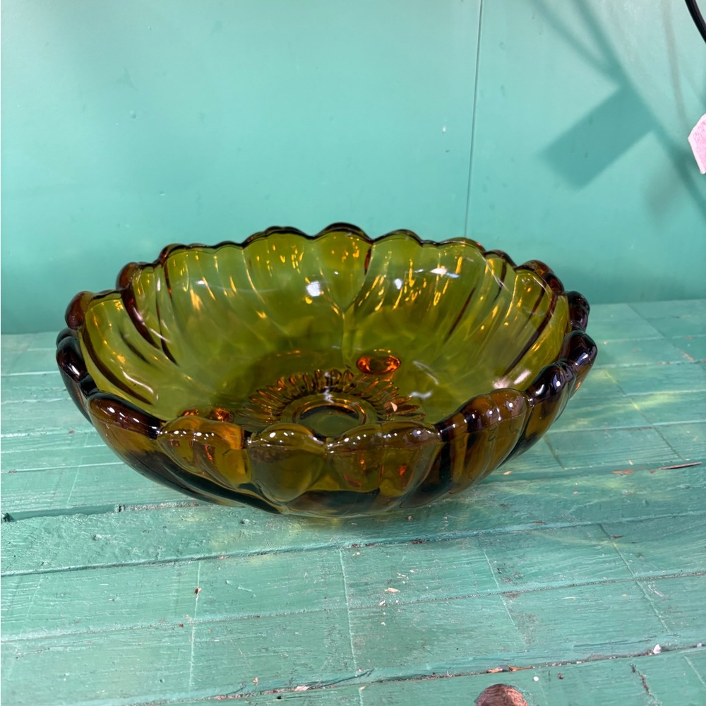 Indiana Glass Amber Scalloped Centerpiece Bowl Sunflower Design